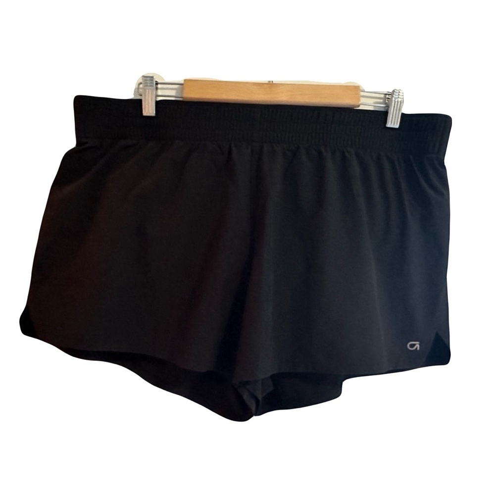 GapFit Black Lined Athletic Short Shorts, size XL